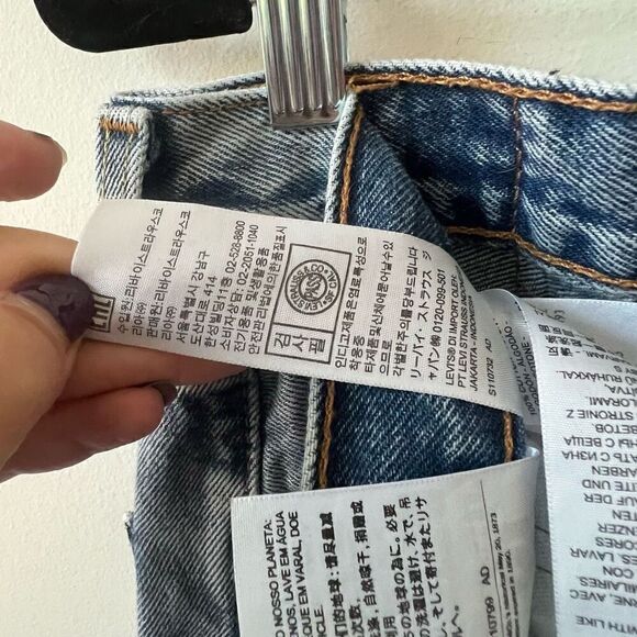 Levi's Men's Blue Five Pocket Distressed Denim Straight Leg Jeans Size 36X32 - Picture 12 of 15